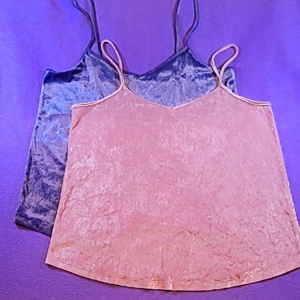 0753. EUC ~ City Streets ~ 2-Crushed Velvet Tanks ~ Purple & Pink ~ Large ~